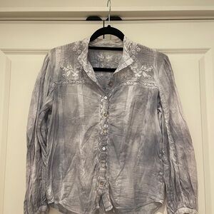 LOVESHACKFANCY Light Gray Embroidered Women's Button-Up Top